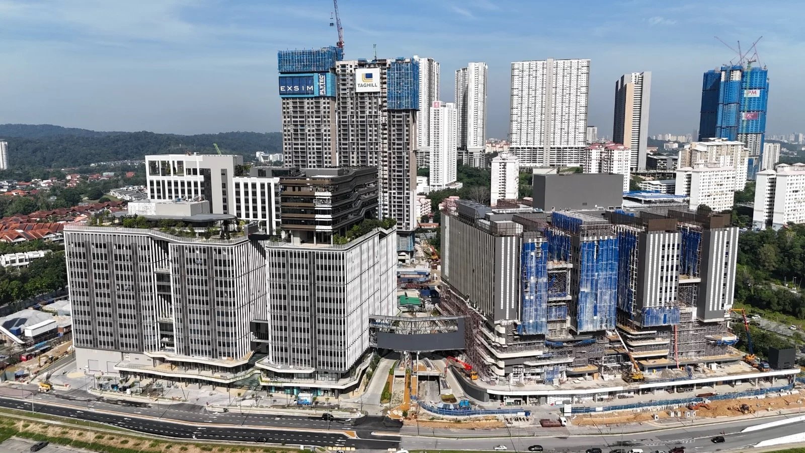 KL International Hospital Main